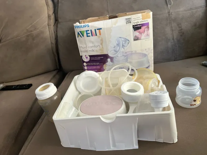 Bomba Elétrica/sugador Leite C/mamadeira Pétala Avent 125ml (Usado)