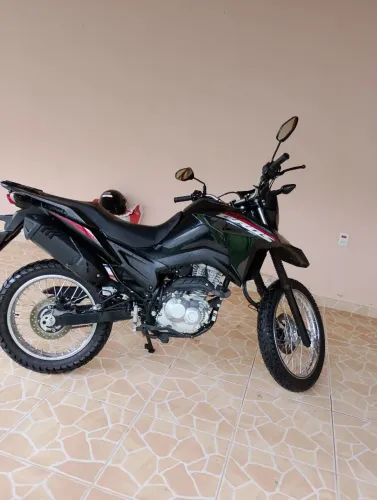 Bros 160CC, 2025, único dono, estado de zero.