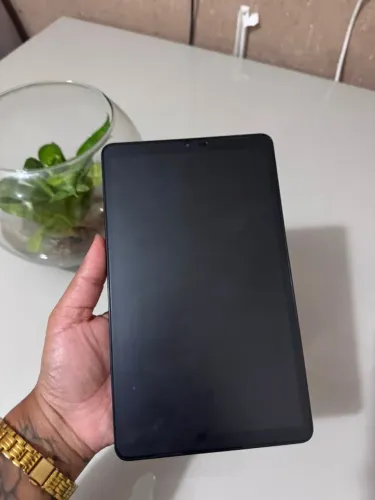 Samsung Galaxy Tab A9 64GB Usado - Wi-Fi + Chip (4G) 64gb