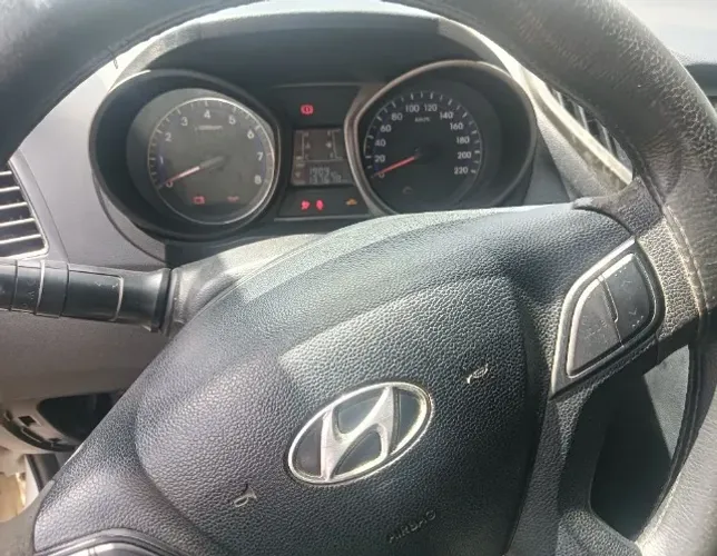 Hyundai HB20 Comf./c.plus/c.style 1.0 Flex 12V 2015