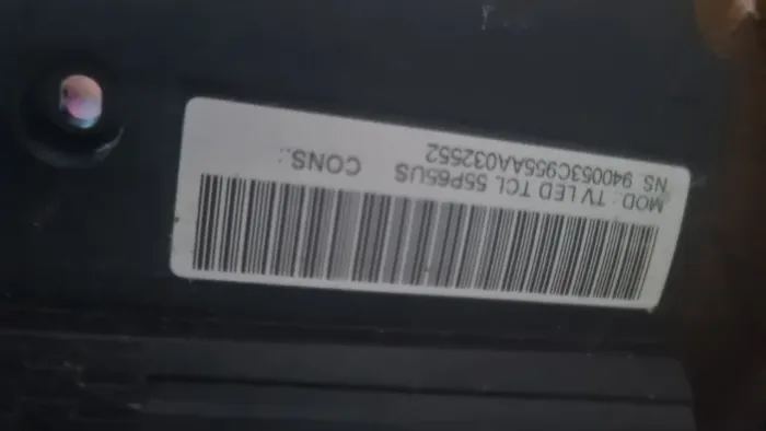 Tv pra retirar peças.