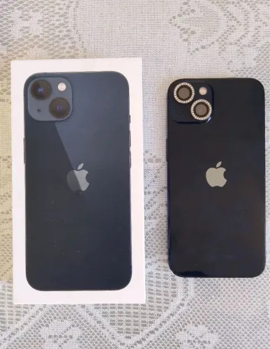 iPhone 13 meia-noite
