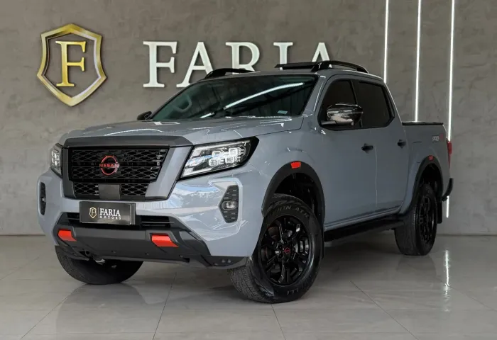 Nissan Frontier Pro4x CD 4X4 2.3 Bi-TB Die. AUT 2025