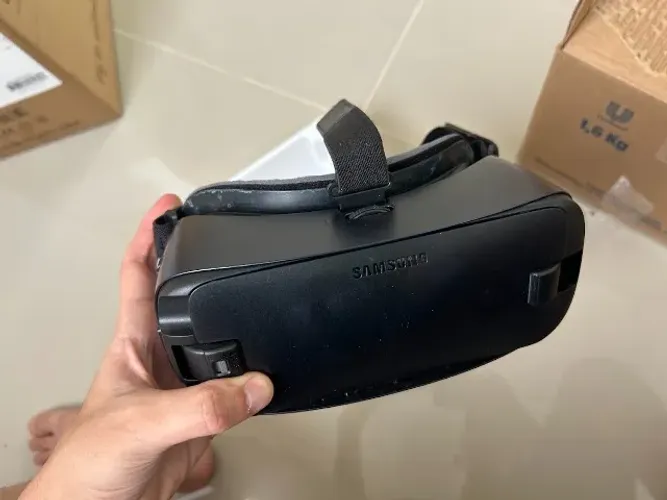 Óculos VR Samsung Gear VR (Powered by Oculus) - Com Caixa