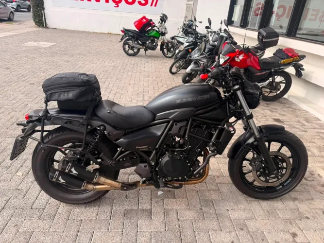 Acessórios para moto - Escapamento Jeskap 2 - Alforge baús Givi -Banco e mais