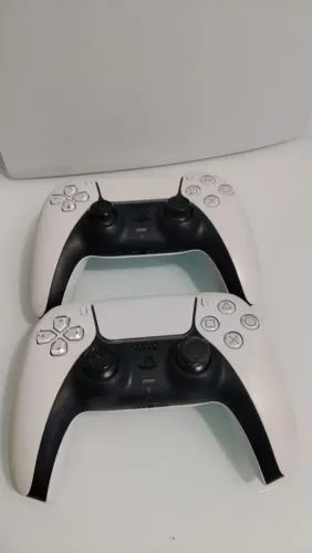 Ps5 com dois controles