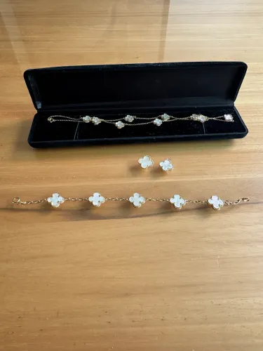 Conjunto Pulseira e colar Ouro 18k trevo modelo Van Cleef