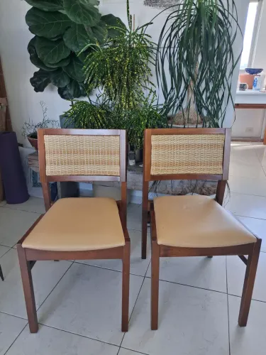 Cadeiras Franco e Bachout