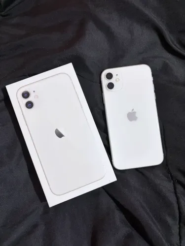 iPhone 11 64GB Branco - Completo, com NF e Excelente Estado