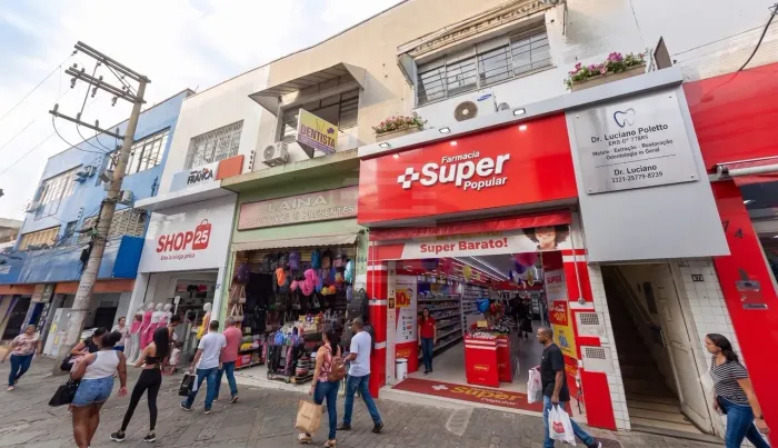 Sala comercial para alugar proximo do Calçadão de compra da Rua 13 de maio.
