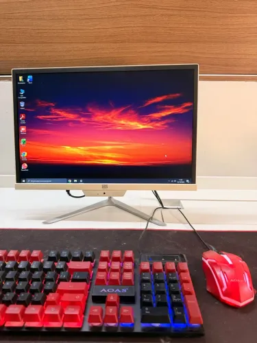 Computador Intel Core i5 AIO 