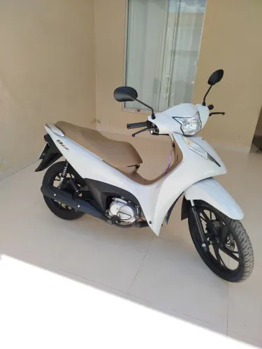 Biz 2026 com apenas 1.000 km , aceito financiamento, carta de crédito, whats *41