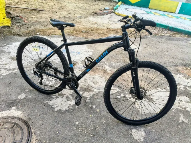 Bicicleta Caloi  tamanho 19 freio Shimano