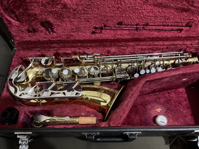 Saxofone alto Yamaha 100