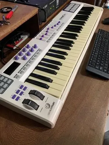 Controlador Waldman Carbon 61