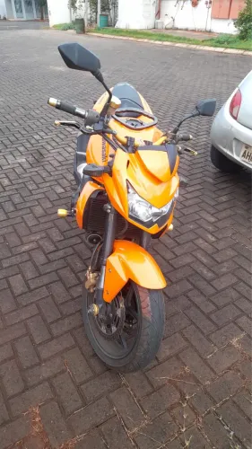 ? Kawasaki Z750 2012 à venda!
