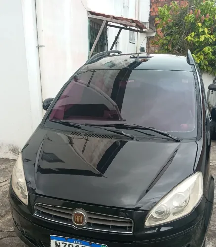 Fiat Idea Attractive 1.4 Fire Flex 8V 5P 2012