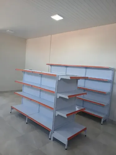 Fornecemos gondolas aqui em fortaleza