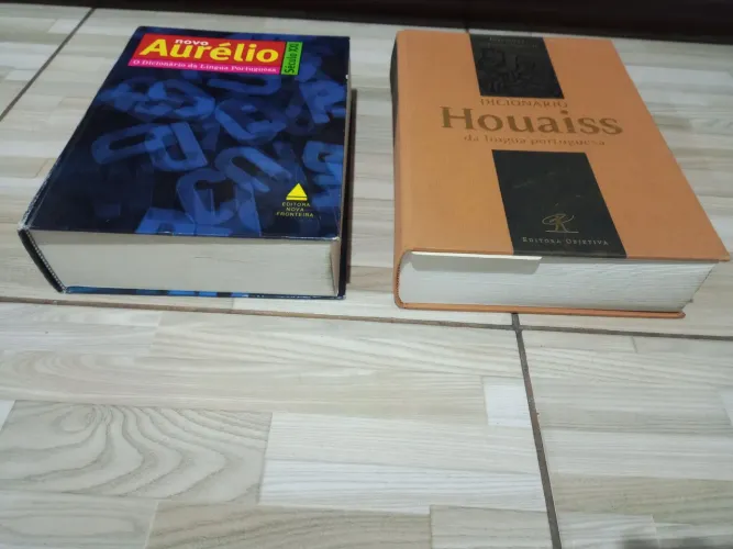 Dicionários de Português