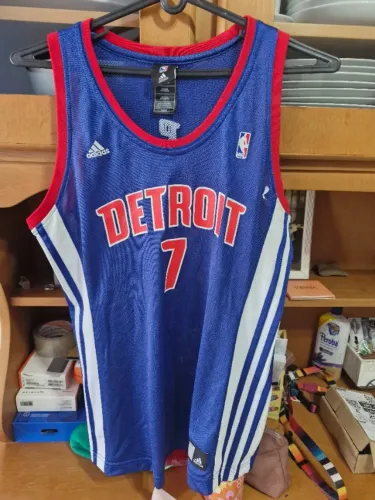 Camisa feminina Detroit Pistons Adidas