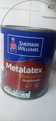 Tinta Metalatex na cor linho