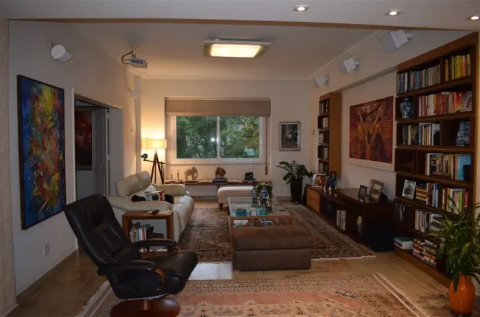 BELÍSSIMO APARTAMENTO NO FLAMENGO