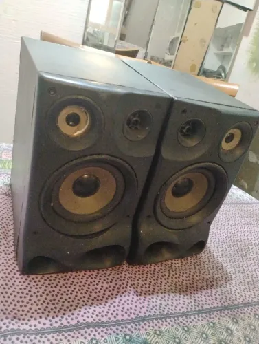 Dupla de caixas de som Philco usada 100 watts 6 ohms , áudio excelente