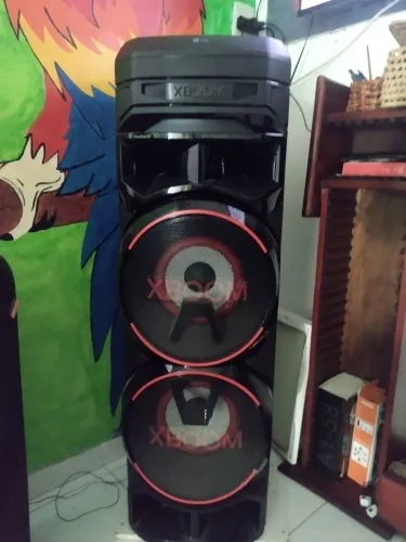 Vendo uma caixa de som LG Xboom número do meu wtzp *
