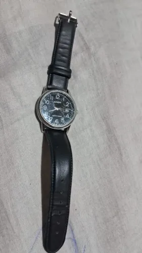 Relógio Casio MTP-V002 - Clássico e Funcional