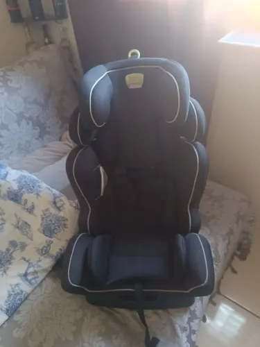 Cadeirinha veicular para criança 