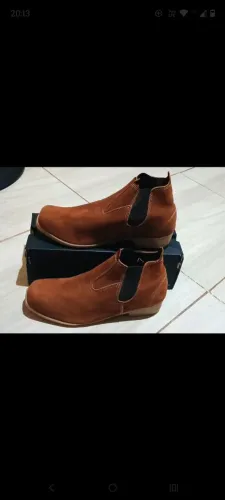 Botas