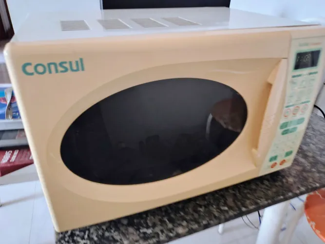 Microondas Consul 18L 