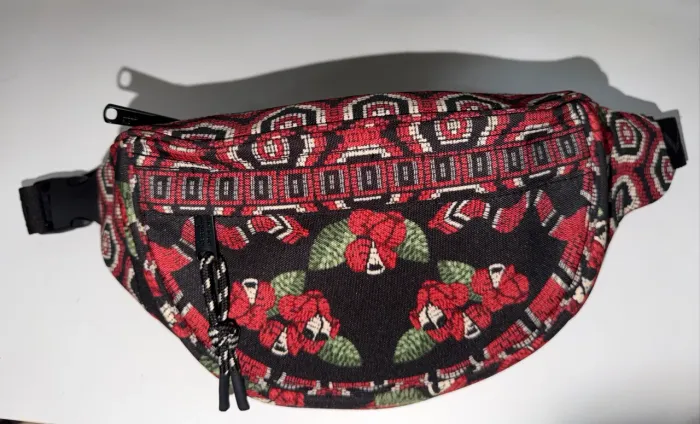 Pochete Farm Rio 