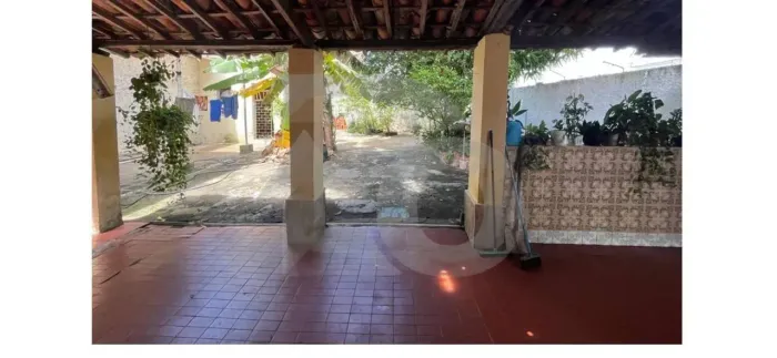 Casa com 3 Quartos, Suíte e Garagem para 5 Carros no Getúlio Vargas
