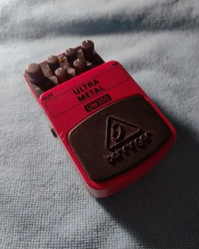Pedais Behringer 