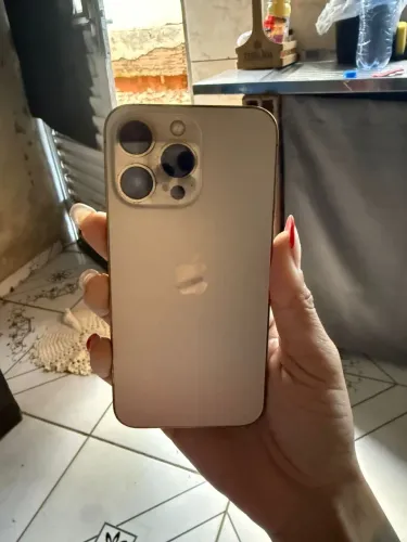 iPhone 13 Pro Dourado, 128Gb  78% bateria