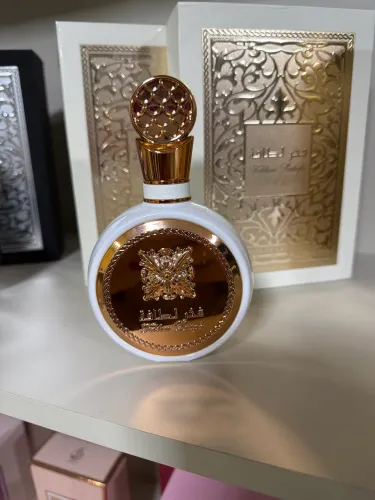 Perfume árabe feminino