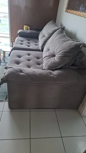 Sofá retrátil usado