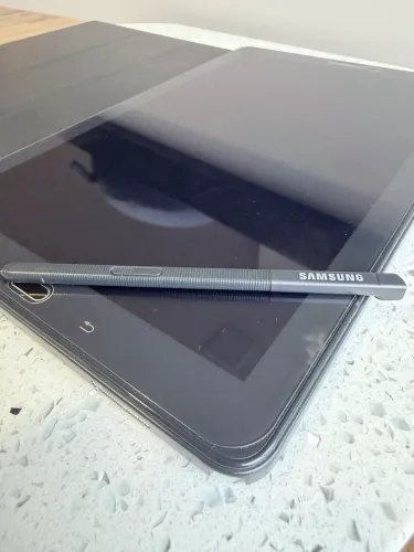 Tablet Samsung Galaxy Tab A P585M + Caneta + SD 32GB