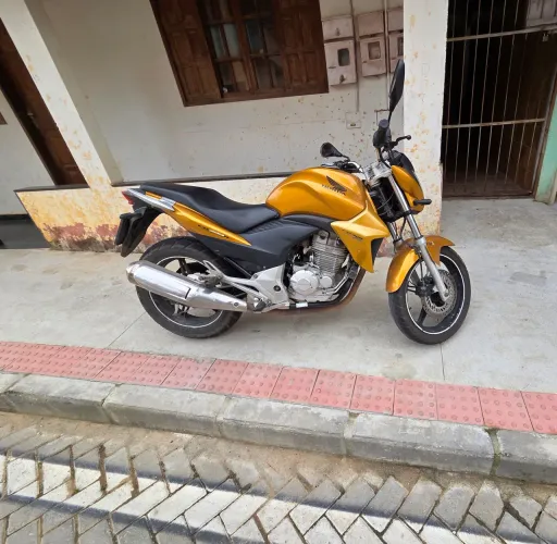 Honda cb300