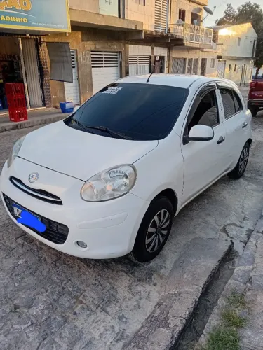 Nissan March 1.0 16V Flex Fuel 5P 2013