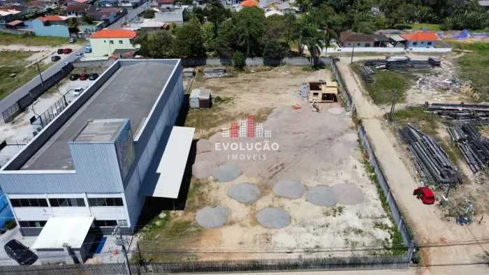 Terreno para Locação, com 3.200 m² - Ipiranga em São José SC