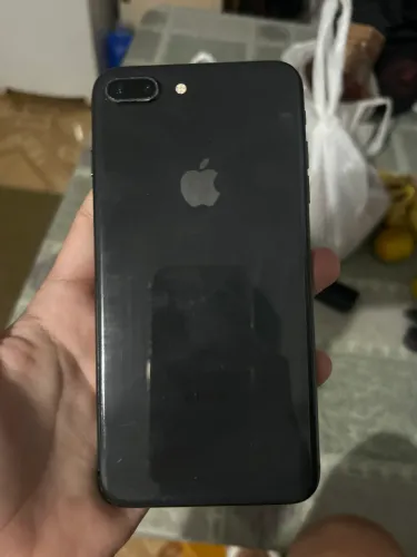 iPhone 8 Plus cinza espacial