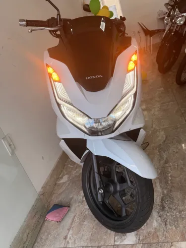 Pcx 2025 MUITO NOVA!!