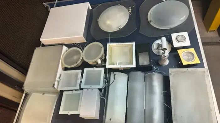 Vendo lote de luminárias e plafons - R$ 500