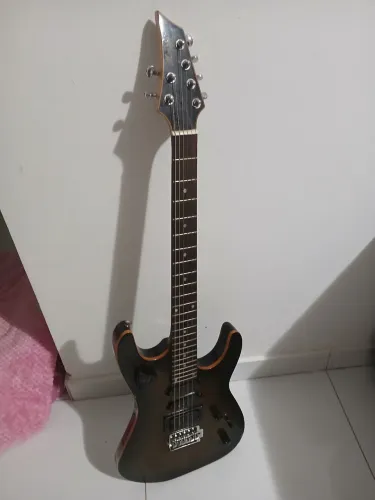 Vendo Guitarra Elétrica