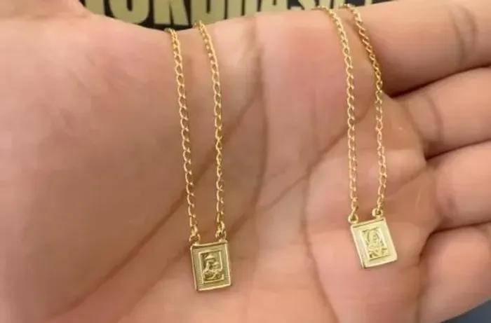 Escapulário banhados a ouro ?
