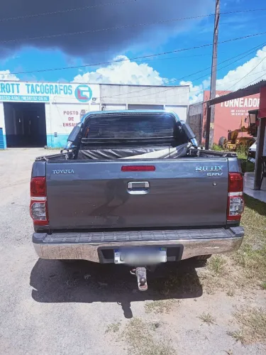 Toyota Hilux CD SRV D4-d 4X4 3.0 TDI Diesel AUT 2011