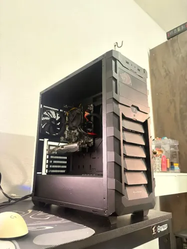 PC Gamer i5 7400 + RX 570 | SSD 8GB