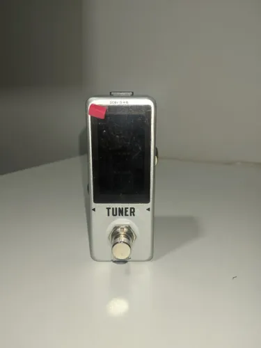 Mini Pedal Afinador Tuner para Guitarra e Baixo